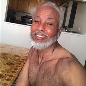 Meet your Posher, Mohamed